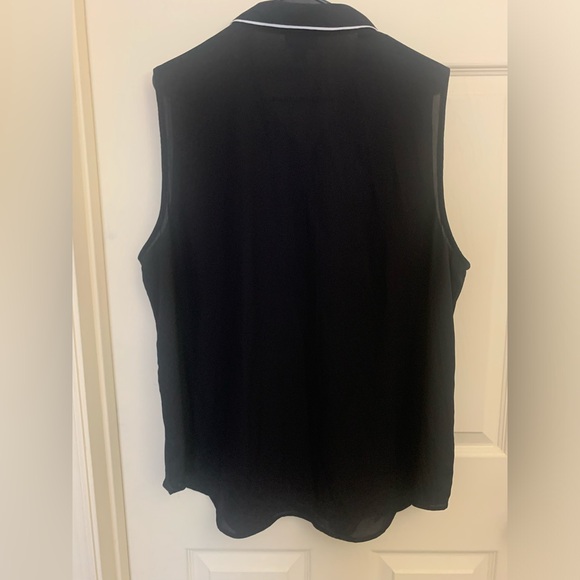 Liz Claiborne Button Down Blouse - Picture 2 of 3